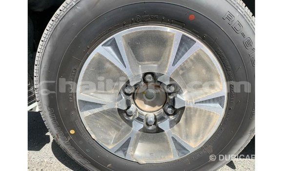 Acheter Import Voiture Toyota Hiace Blanc à Import - Dubai, Artibonite Acheter Import Voiture Toyota Hiace Blanc à Import - Dubai, Artibonite