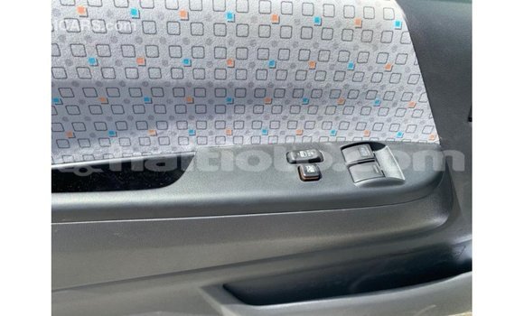 Acheter Import Voiture Toyota Hiace Blanc à Import - Dubai, Artibonite Acheter Import Voiture Toyota Hiace Blanc à Import - Dubai, Artibonite
