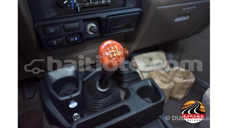 Big with watermark toyota land cruiser artibonite import dubai 3021