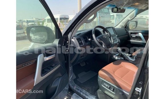 Buy Import Toyota Land Cruiser Black Car in Import - Dubai in Artibonite Buy Import Toyota Land Cruiser Black Car in Import - Dubai in Artibonite