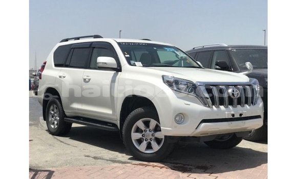 Acheter Import Voiture Toyota Prado Blanc à Import - Dubai, Artibonite Acheter Import Voiture Toyota Prado Blanc à Import - Dubai, Artibonite