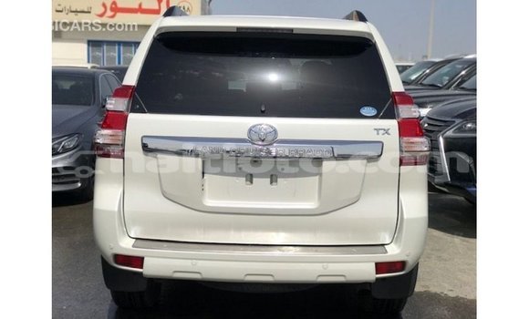 Acheter Import Voiture Toyota Prado Blanc à Import - Dubai, Artibonite Acheter Import Voiture Toyota Prado Blanc à Import - Dubai, Artibonite