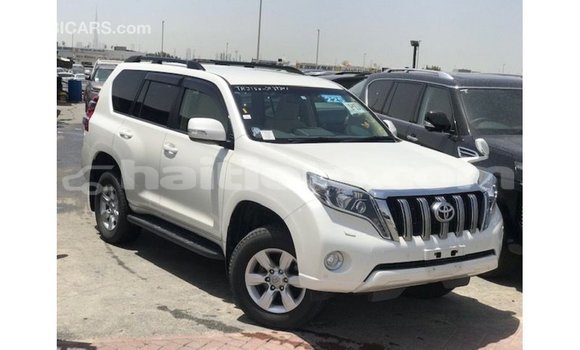 Acheter Import Voiture Toyota Prado Blanc à Import - Dubai, Artibonite Acheter Import Voiture Toyota Prado Blanc à Import - Dubai, Artibonite