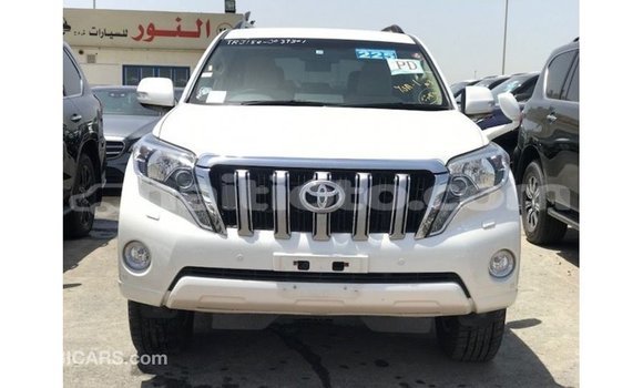Acheter Import Voiture Toyota Prado Blanc à Import - Dubai, Artibonite Acheter Import Voiture Toyota Prado Blanc à Import - Dubai, Artibonite