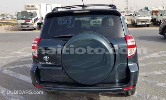 Acheter Import Utilitaire Toyota HiAce Vert à Import - Dubai, Artibonite Acheter Import Utilitaire Toyota HiAce Vert à Import - Dubai, Artibonite