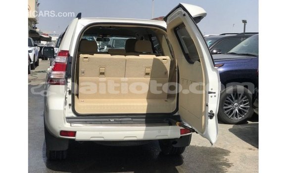 Acheter Import Voiture Toyota Prado Blanc à Import - Dubai, Artibonite Acheter Import Voiture Toyota Prado Blanc à Import - Dubai, Artibonite