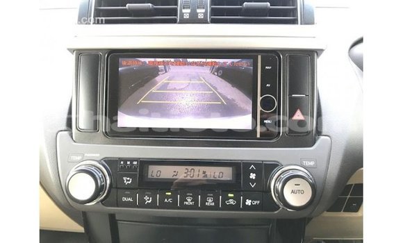 Acheter Import Voiture Toyota Prado Blanc à Import - Dubai, Artibonite Acheter Import Voiture Toyota Prado Blanc à Import - Dubai, Artibonite