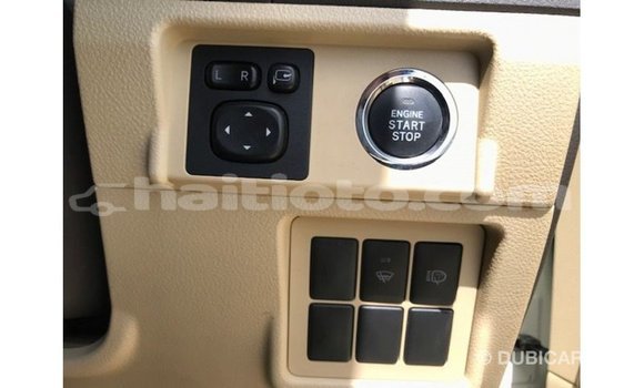 Acheter Import Voiture Toyota Prado Blanc à Import - Dubai, Artibonite Acheter Import Voiture Toyota Prado Blanc à Import - Dubai, Artibonite
