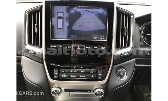 Acheter Import Voiture Toyota Land Cruiser Noir à Import - Dubai, Artibonite Acheter Import Voiture Toyota Land Cruiser Noir à Import - Dubai, Artibonite