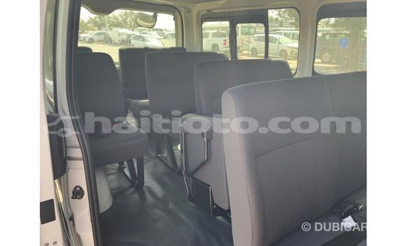 Buy Import Toyota Hiace White Car in Import - Dubai in Artibonite Buy Import Toyota Hiace White Car in Import - Dubai in Artibonite