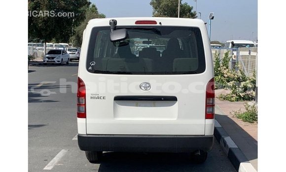 Buy Import Toyota Hiace White Car in Import - Dubai in Artibonite Buy Import Toyota Hiace White Car in Import - Dubai in Artibonite