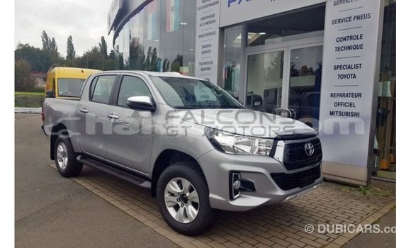 Buy Import Toyota Hilux Brown Car in Import - Dubai in Artibonite Buy Import Toyota Hilux Brown Car in Import - Dubai in Artibonite