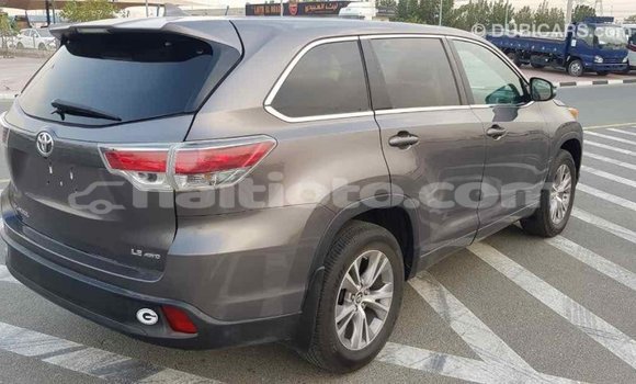 Acheter Import Voiture Toyota Highlander Autre à Import - Dubai, Artibonite Acheter Import Voiture Toyota Highlander Autre à Import - Dubai, Artibonite