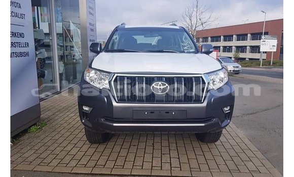 Buy Import Toyota Prado Black Car in Import - Dubai in Artibonite Buy Import Toyota Prado Black Car in Import - Dubai in Artibonite