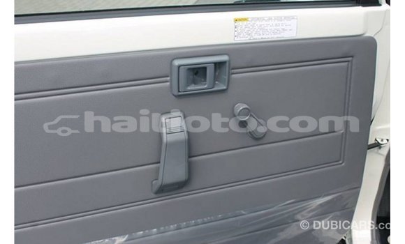 Buy Import Toyota Land Cruiser White Car in Import - Dubai in Artibonite Buy Import Toyota Land Cruiser White Car in Import - Dubai in Artibonite