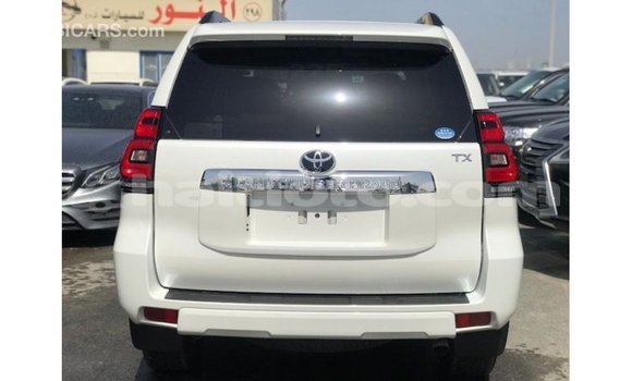 Acheter Import Voiture Toyota Prado Blanc à Import - Dubai, Artibonite Acheter Import Voiture Toyota Prado Blanc à Import - Dubai, Artibonite