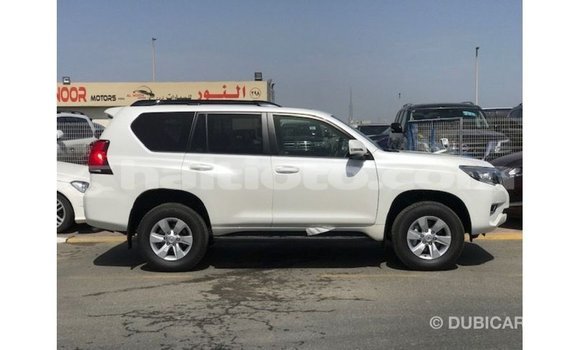 Acheter Import Voiture Toyota Prado Blanc à Import - Dubai, Artibonite Acheter Import Voiture Toyota Prado Blanc à Import - Dubai, Artibonite