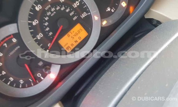 Acheter Import Utilitaire Toyota HiAce Marron à Import - Dubai, Artibonite Acheter Import Utilitaire Toyota HiAce Marron à Import - Dubai, Artibonite