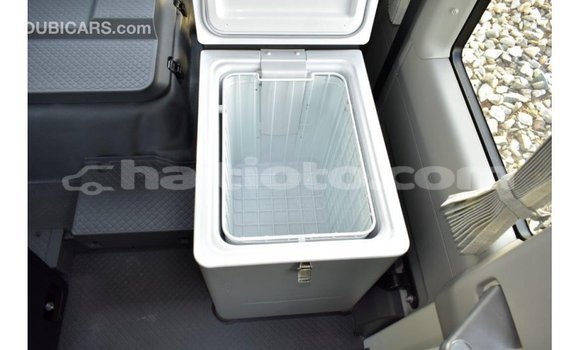 Acheter Import Voiture Toyota Coaster Blanc à Import - Dubai, Artibonite Acheter Import Voiture Toyota Coaster Blanc à Import - Dubai, Artibonite