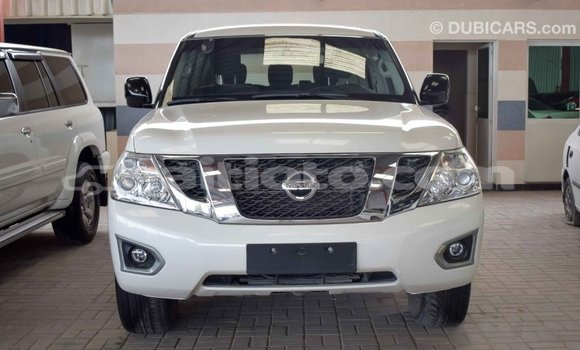 Acheter Import Voiture Nissan Patrol Blanc à Import - Dubai, Artibonite Acheter Import Voiture Nissan Patrol Blanc à Import - Dubai, Artibonite