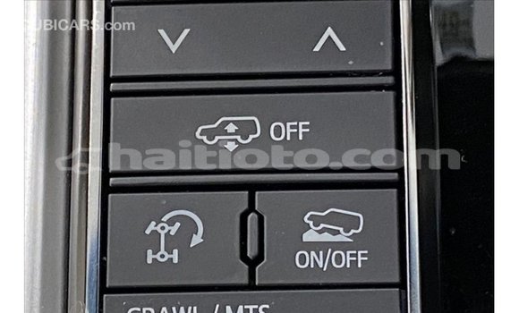 Acheter Import Voiture Toyota Land Cruiser Noir à Import - Dubai, Artibonite Acheter Import Voiture Toyota Land Cruiser Noir à Import - Dubai, Artibonite