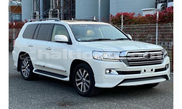 Acheter Import Voiture Toyota Land Cruiser Blanc à Import - Dubai, Artibonite Acheter Import Voiture Toyota Land Cruiser Blanc à Import - Dubai, Artibonite