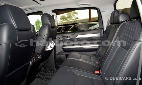Acheter Import Voiture Toyota Tundra Noir à Import - Dubai, Artibonite Acheter Import Voiture Toyota Tundra Noir à Import - Dubai, Artibonite