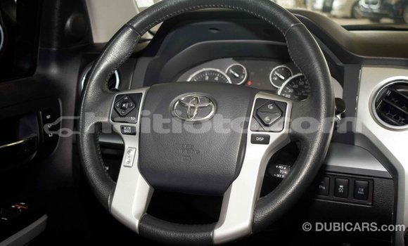 Acheter Import Voiture Toyota Tundra Noir à Import - Dubai, Artibonite Acheter Import Voiture Toyota Tundra Noir à Import - Dubai, Artibonite