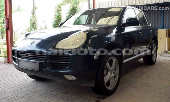 Acheter Import Voiture Porsche Cayenne Vert à Import - Dubai, Artibonite Acheter Import Voiture Porsche Cayenne Vert à Import - Dubai, Artibonite