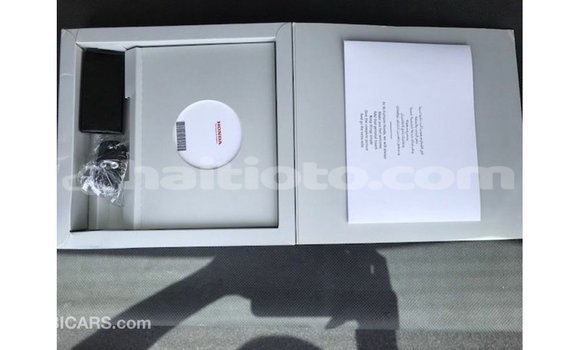 Acheter Import Moto Honda C Autre à Import - Dubai, Artibonite Acheter Import Moto Honda C Autre à Import - Dubai, Artibonite