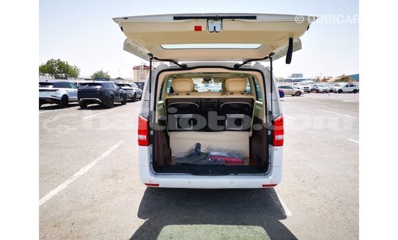 Acheter Import Voiture Mercedes-Benz Vito Blanc à Import - Dubai, Artibonite Acheter Import Voiture Mercedes-Benz Vito Blanc à Import - Dubai, Artibonite