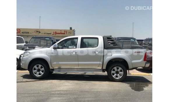 Acheter Import Voiture Toyota Hilux Autre à Import - Dubai, Artibonite Acheter Import Voiture Toyota Hilux Autre à Import - Dubai, Artibonite