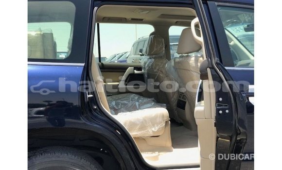 Acheter Import Voiture Toyota Land Cruiser Bleu à Import - Dubai, Artibonite Acheter Import Voiture Toyota Land Cruiser Bleu à Import - Dubai, Artibonite
