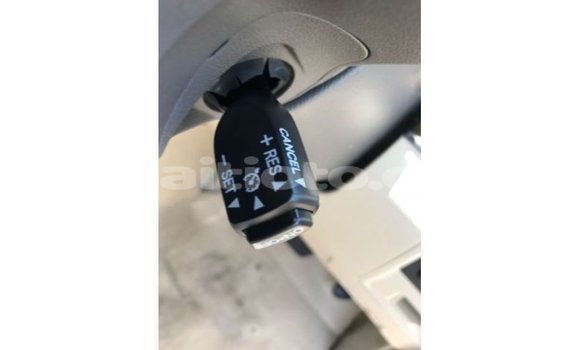 Acheter Import Voiture Toyota Land Cruiser Bleu à Import - Dubai, Artibonite Acheter Import Voiture Toyota Land Cruiser Bleu à Import - Dubai, Artibonite