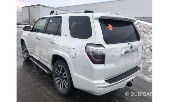 Acheter Import Voiture Toyota 4Runner Blanc à Import - Dubai, Artibonite Acheter Import Voiture Toyota 4Runner Blanc à Import - Dubai, Artibonite