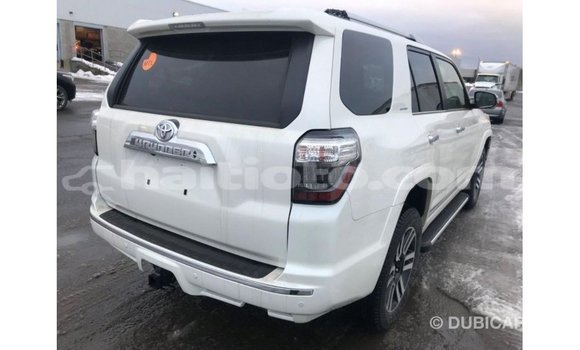 Acheter Import Voiture Toyota 4Runner Blanc à Import - Dubai, Artibonite Acheter Import Voiture Toyota 4Runner Blanc à Import - Dubai, Artibonite