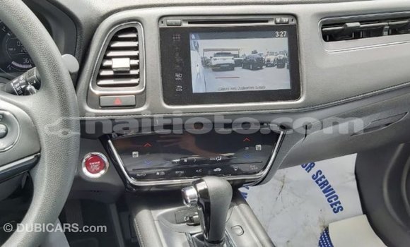 Acheter Import Moto Honda C Blanc à Import - Dubai, Artibonite Acheter Import Moto Honda C Blanc à Import - Dubai, Artibonite