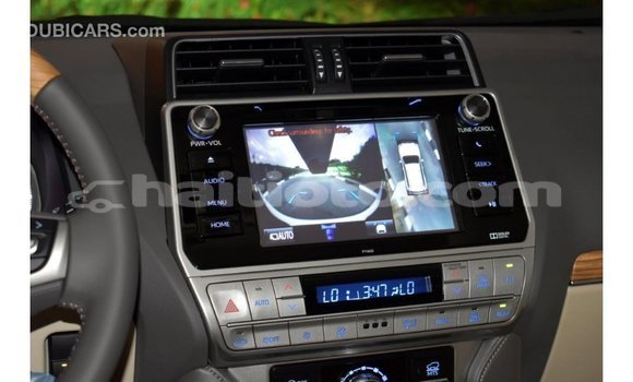 Acheter Import Voiture Toyota Prado Blanc à Import - Dubai, Artibonite Acheter Import Voiture Toyota Prado Blanc à Import - Dubai, Artibonite