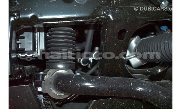 Acheter Import Voiture Toyota Prado Blanc à Import - Dubai, Artibonite Acheter Import Voiture Toyota Prado Blanc à Import - Dubai, Artibonite