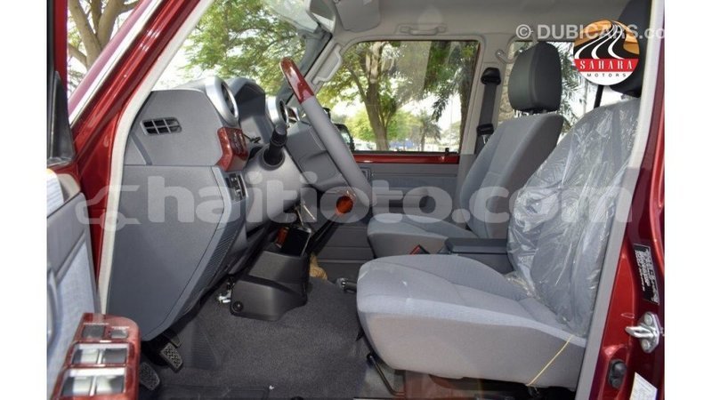 Big with watermark toyota land cruiser artibonite import dubai 3095