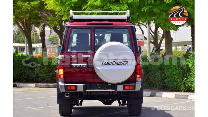 Big with watermark toyota land cruiser artibonite import dubai 3095