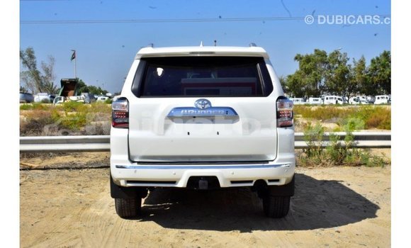 Acheter Import Voiture Toyota 4Runner Blanc à Import - Dubai, Artibonite Acheter Import Voiture Toyota 4Runner Blanc à Import - Dubai, Artibonite