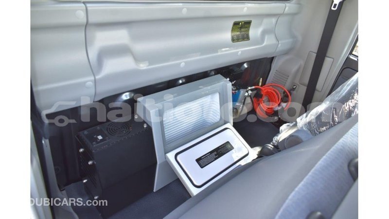 Big with watermark toyota land cruiser artibonite import dubai 3102