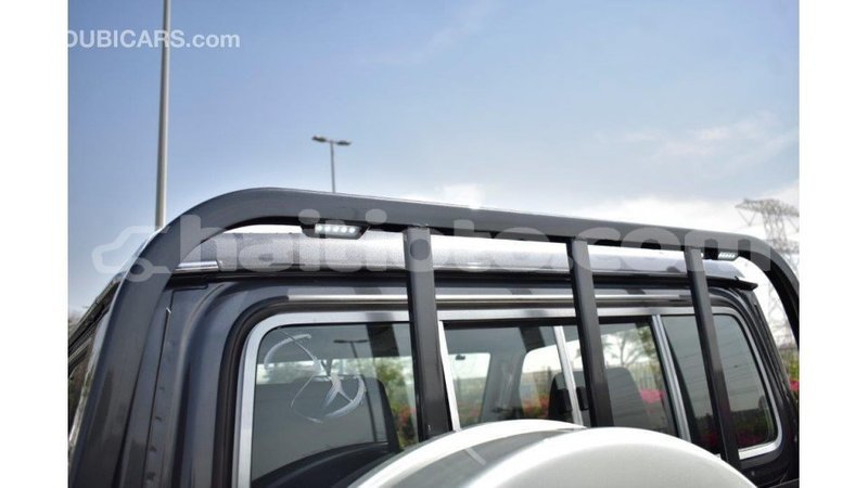 Big with watermark toyota land cruiser artibonite import dubai 3102