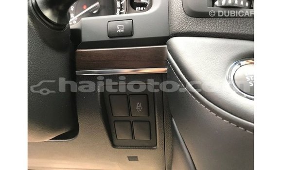 Acheter Import Voiture Toyota Land Cruiser Noir à Import - Dubai, Artibonite Acheter Import Voiture Toyota Land Cruiser Noir à Import - Dubai, Artibonite