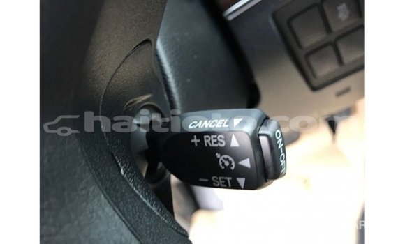 Acheter Import Voiture Toyota Land Cruiser Noir à Import - Dubai, Artibonite Acheter Import Voiture Toyota Land Cruiser Noir à Import - Dubai, Artibonite