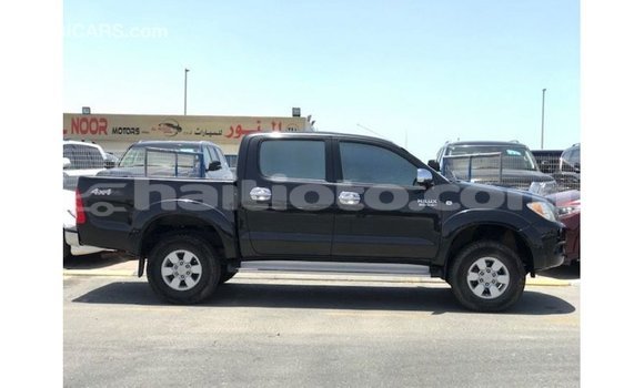 Acheter Import Voiture Toyota Hilux Noir à Import - Dubai, Artibonite Acheter Import Voiture Toyota Hilux Noir à Import - Dubai, Artibonite