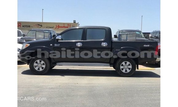 Acheter Import Voiture Toyota Hilux Noir à Import - Dubai, Artibonite Acheter Import Voiture Toyota Hilux Noir à Import - Dubai, Artibonite