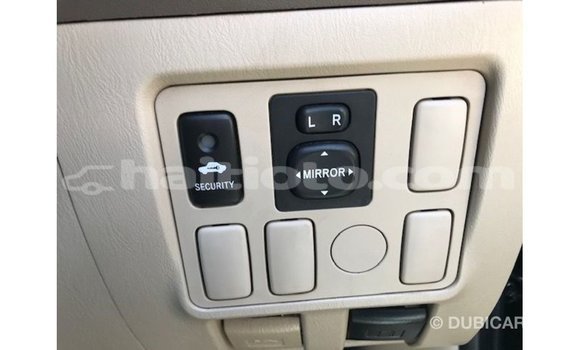 Acheter Import Voiture Toyota Hilux Noir à Import - Dubai, Artibonite Acheter Import Voiture Toyota Hilux Noir à Import - Dubai, Artibonite