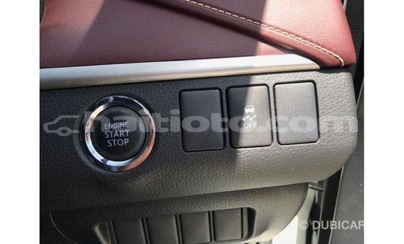 Acheter Import Voiture Toyota Harrier Blanc à Import - Dubai, Artibonite Acheter Import Voiture Toyota Harrier Blanc à Import - Dubai, Artibonite